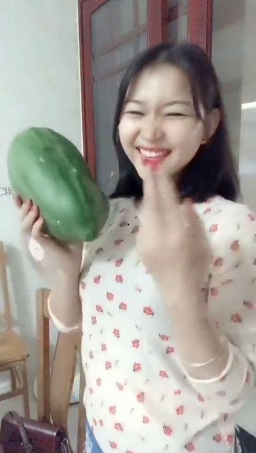 容容姐吃瓜,揭秘娱乐圈那些不为人知的幕后故事