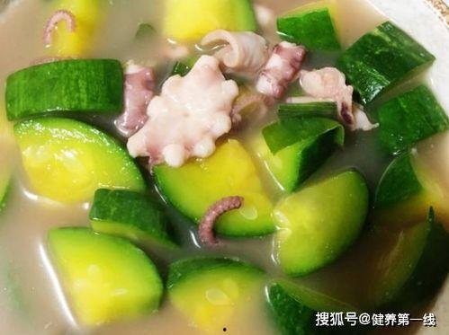 吃白瓜好处有哪些坏处,白瓜养生益处与潜在风险解析