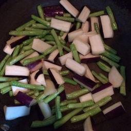 茄瓜是怎么炒着吃,茄瓜炒制秘籍